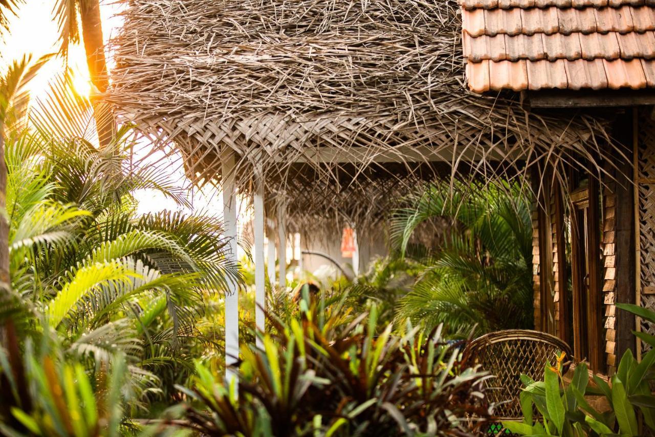 Agonda Shell Beach Resort Canacona Exterior photo